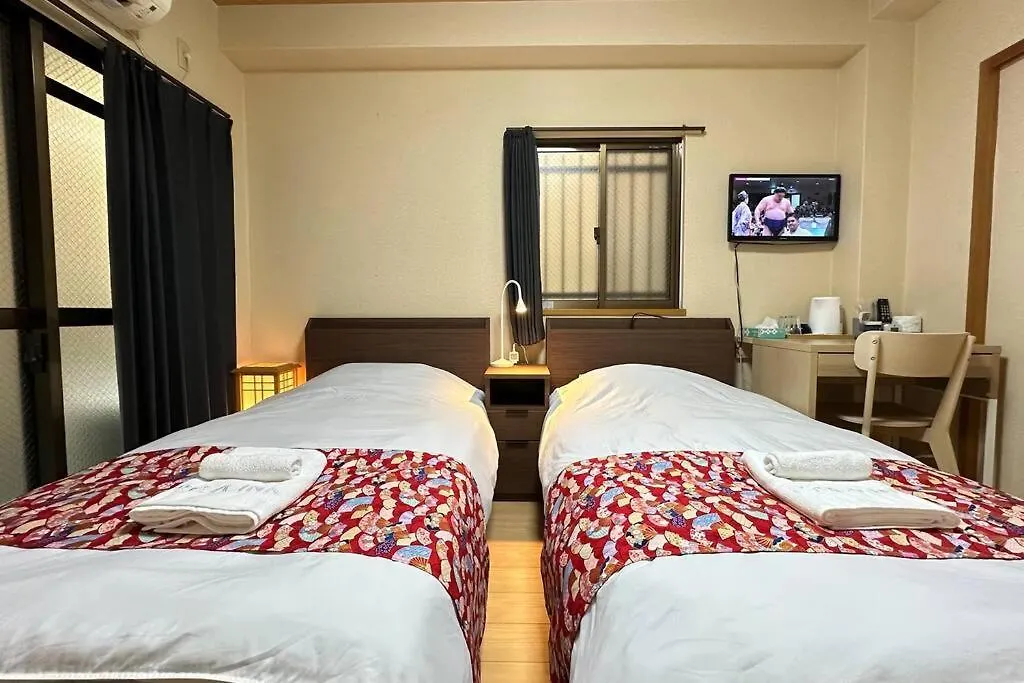 102号室花園町駅と萩之茶屋駅各2分ベット2台専用バスルーム付きアクセス抜群 Apartment Osaka 0*,